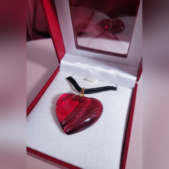 Baccarat Heart Pendant Necklace Ruby Red Crystal Yellow Gold Gift Box Le Coeur - Picture 4 of 6